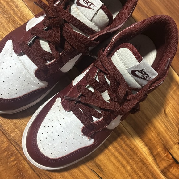 Nike Kids' Burgundy and White Sneakers✨ - Picture 8 of 10
